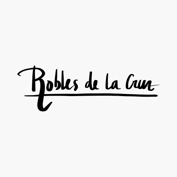 logo Robles de la Cruz